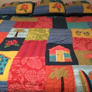 Hawaiian design King size quilt & 3 pillow shams